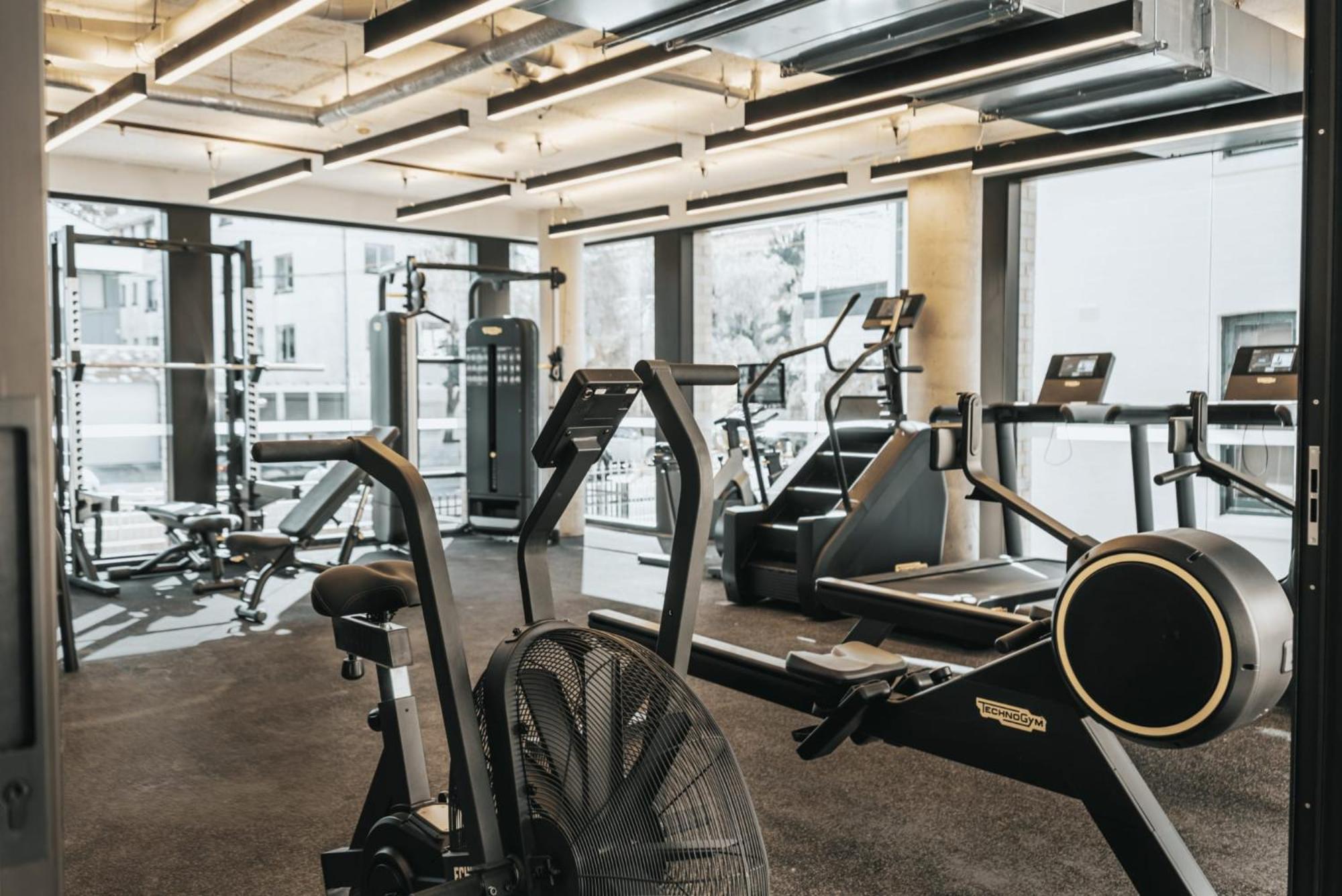 For Students Only Self Contained At The Switch Kensington * Sydney
